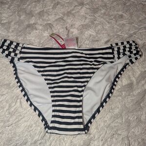 Nwt Xhilaration Striped Bikini Bottoms Sz M